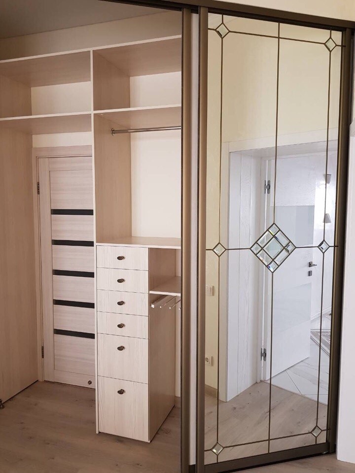 Шкафы, гардеробные