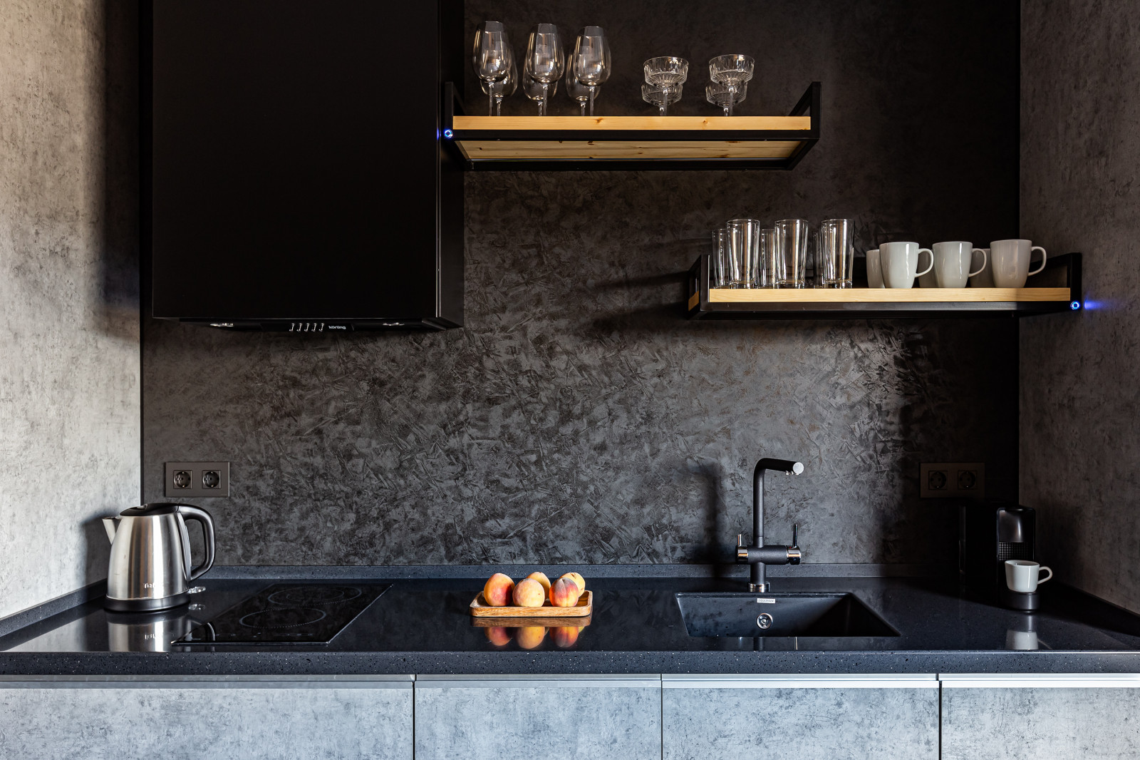 Сеть апартаментов Leonestate