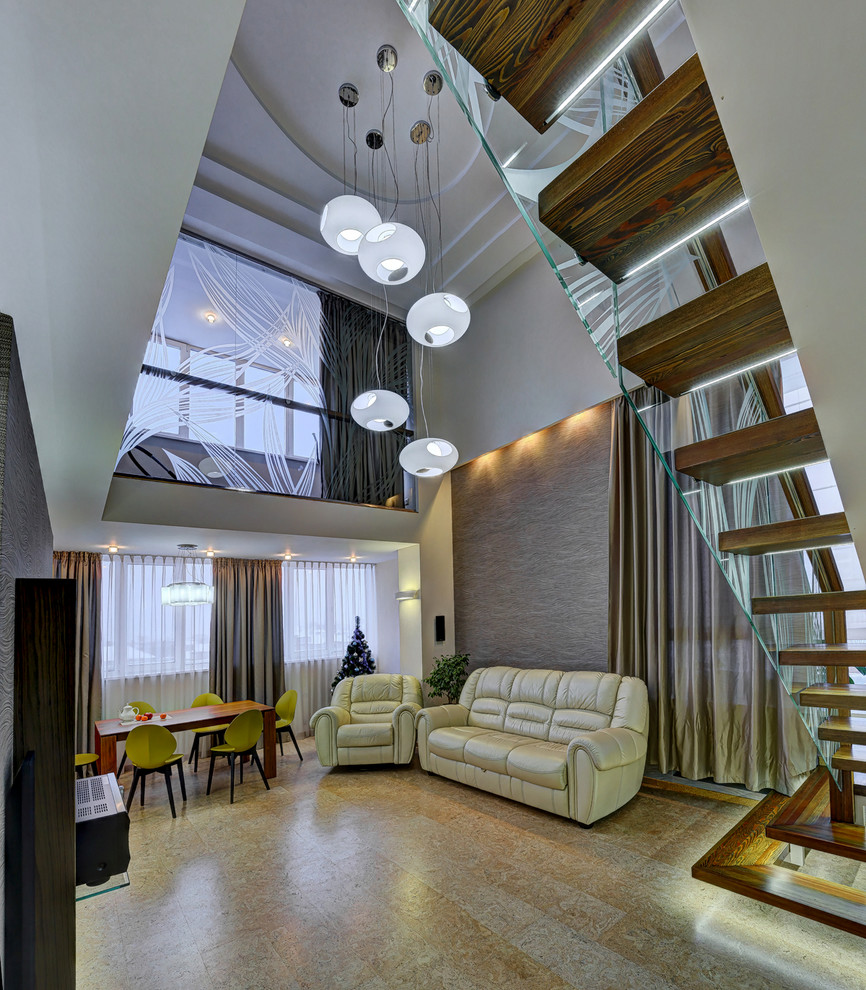 Высоко над городом