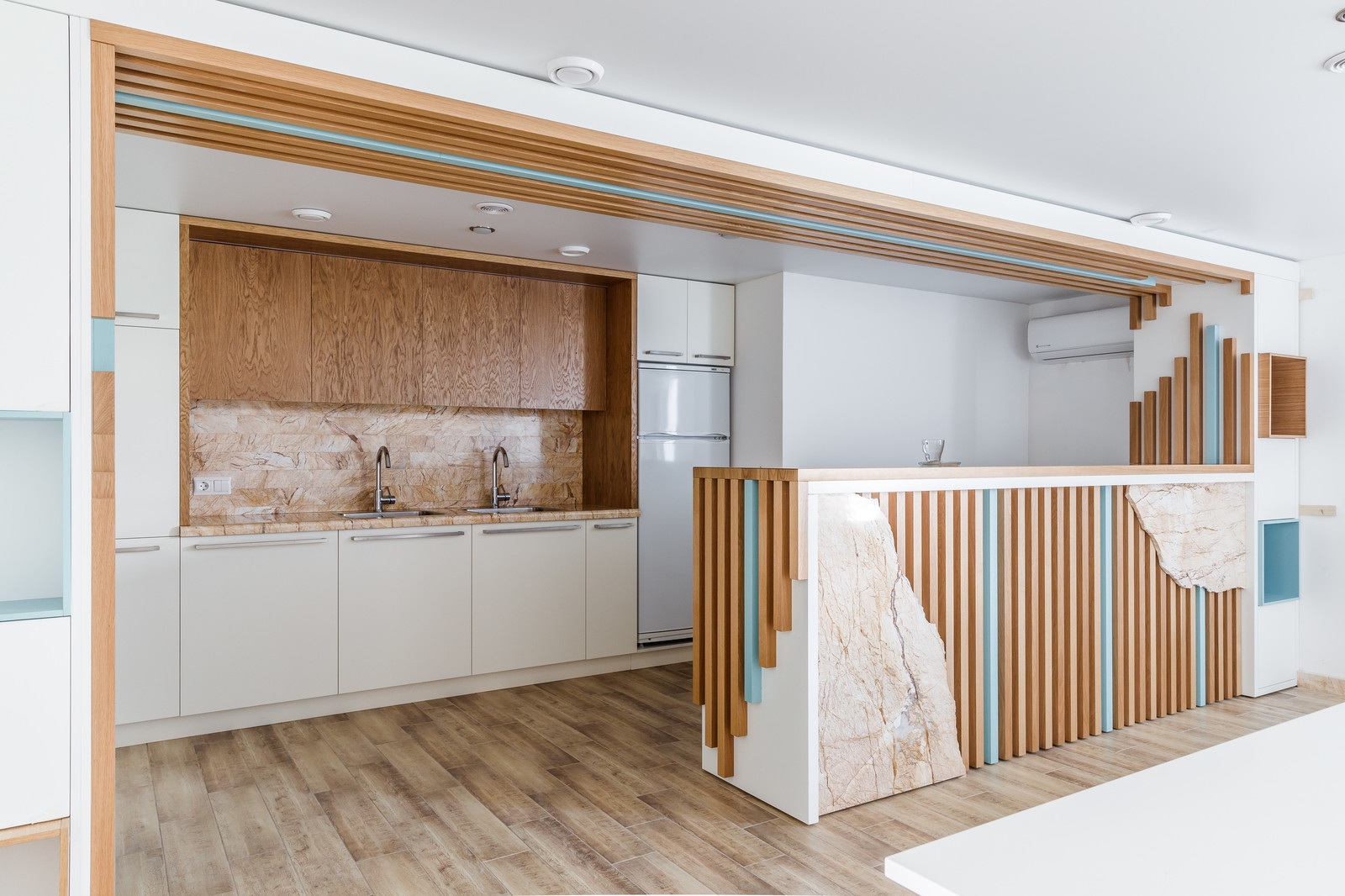 Кухня на производстве СДК Групп