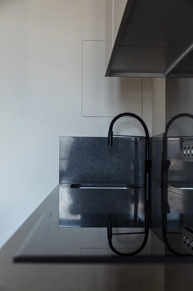 Современная классика для апартаментов в ЖК "Серебряный фонтан"