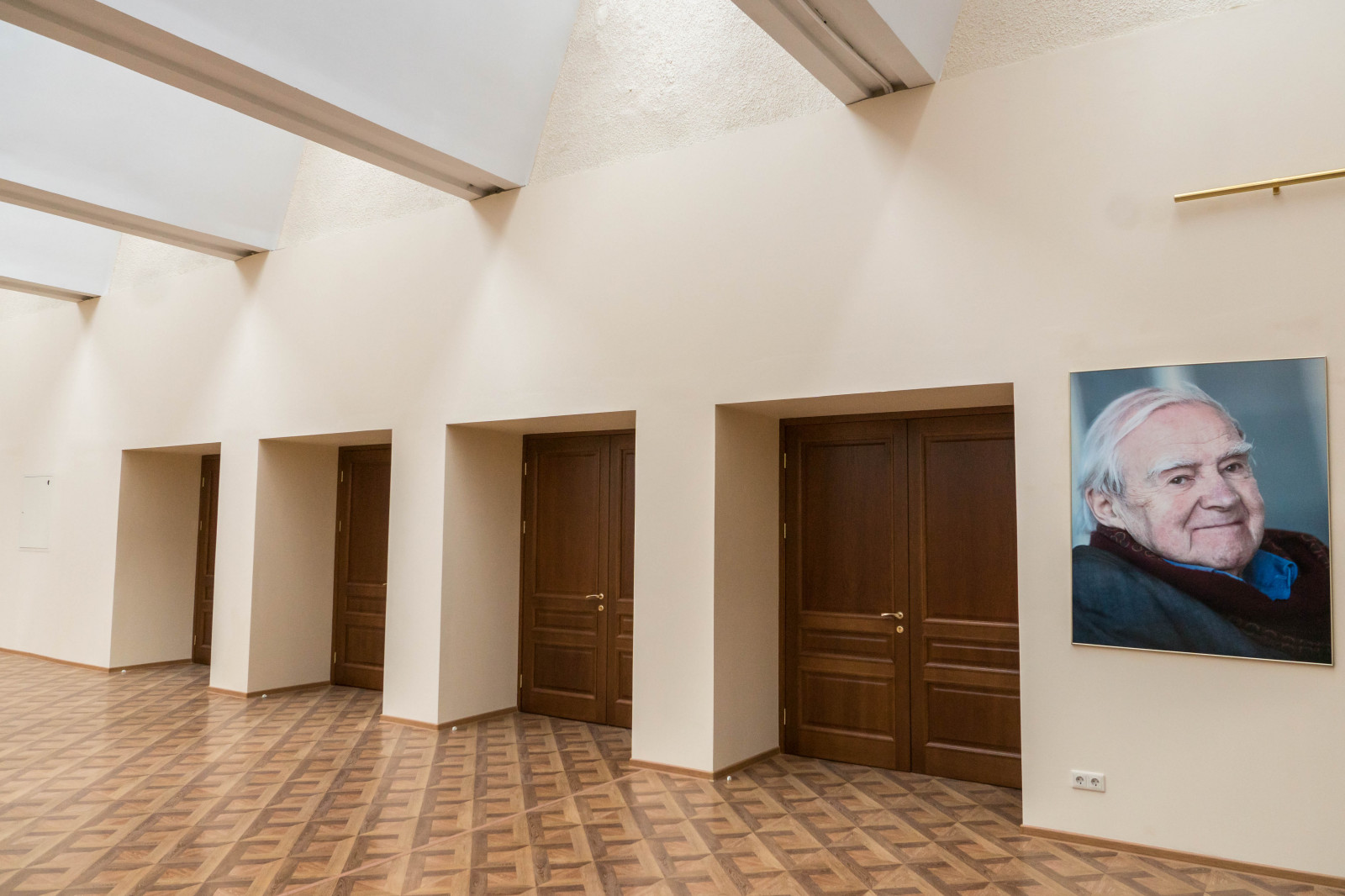 Обложка проекта: Санкт-Петербургский Гуманитарный университет профсоюзов