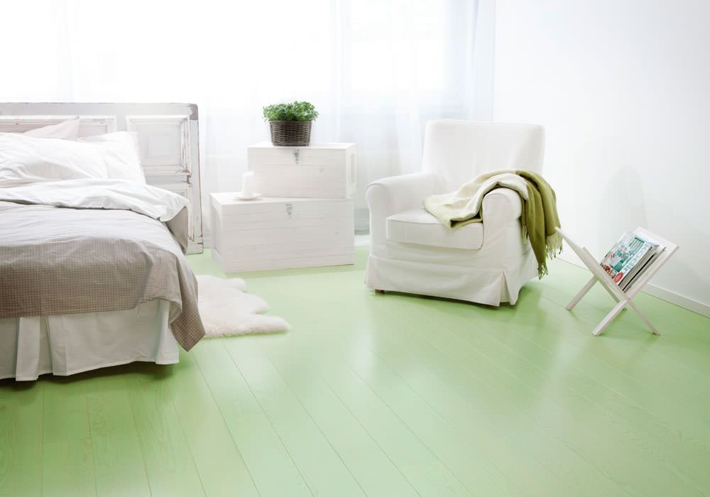 Роман, Валентина