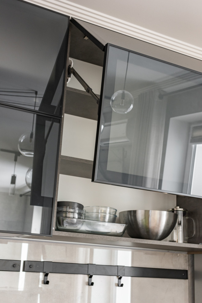 Кухня. Навесной шкаф