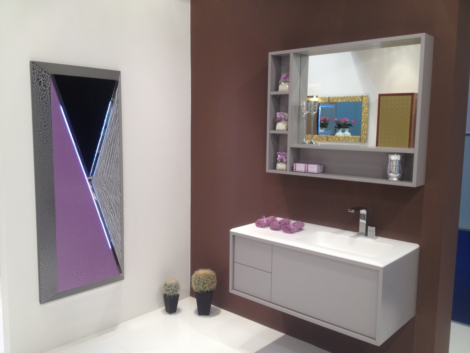 Выставка Salone del Mobile, Милан, Италия - 2