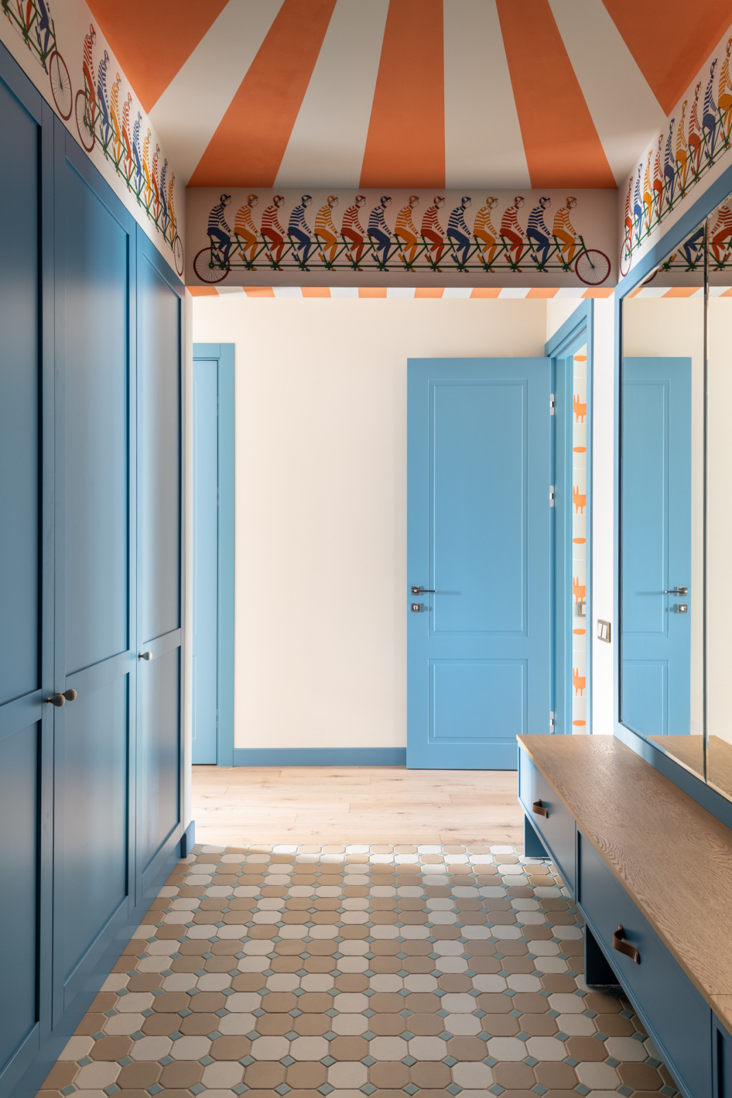 Яркая квартира