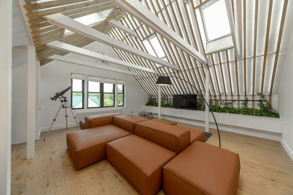 Обложка проекта: Переделка мансарды для программы Дачный Ответ