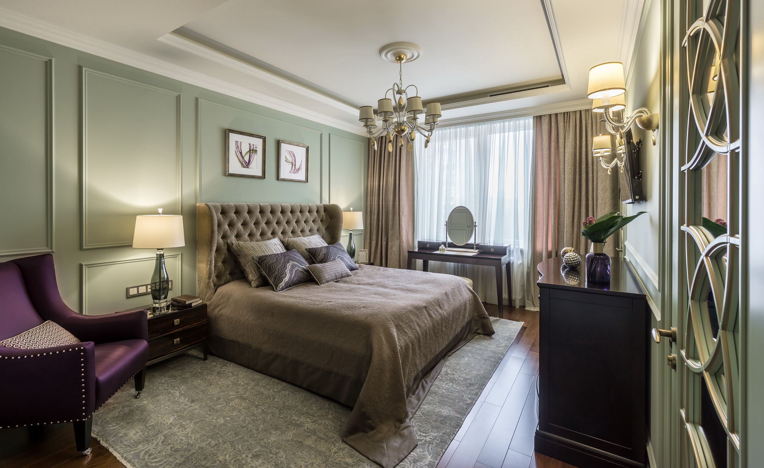 Houzz тур: Интерьер с графичной гостиной и просторным холлом