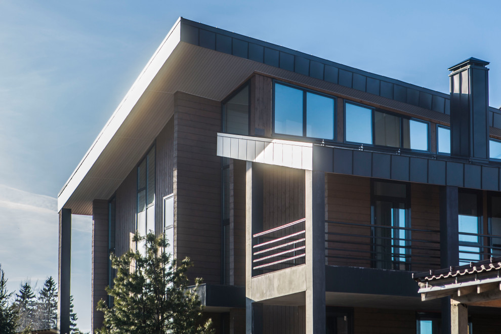 Загородный жилой дом 250 кв.м в стиле Шале.