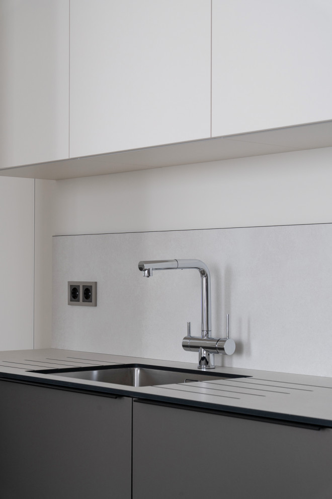 Мойка зона раковины на кухне