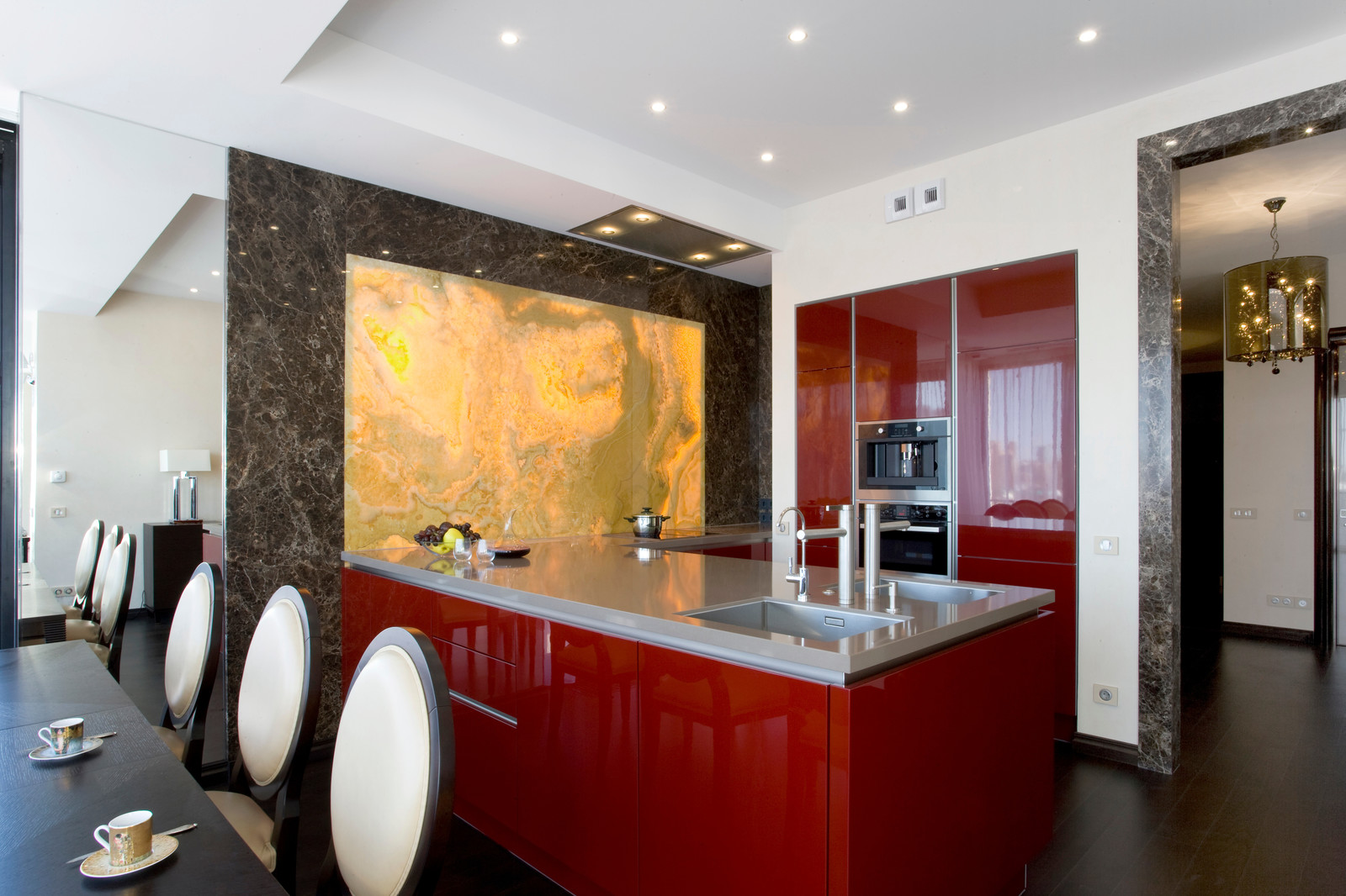 Крестовский