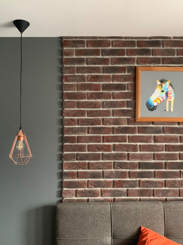 Спальня с яркими акцентами