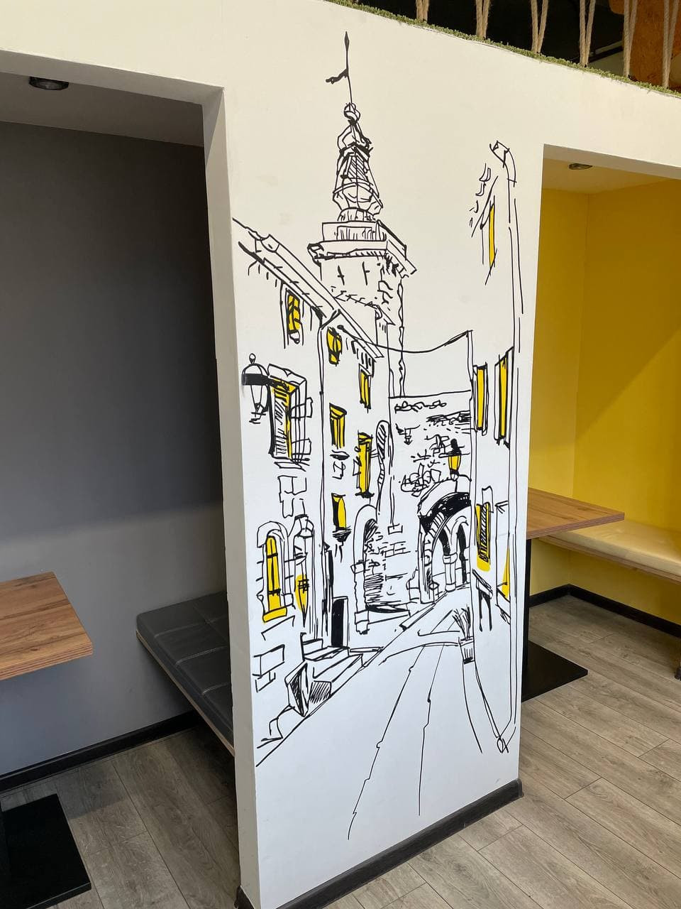 Роспись стен в офисе Dr.Jung