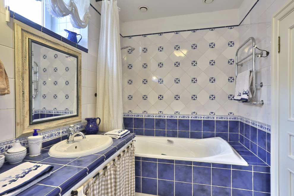 Трехкомнатная квартира на Петергофском