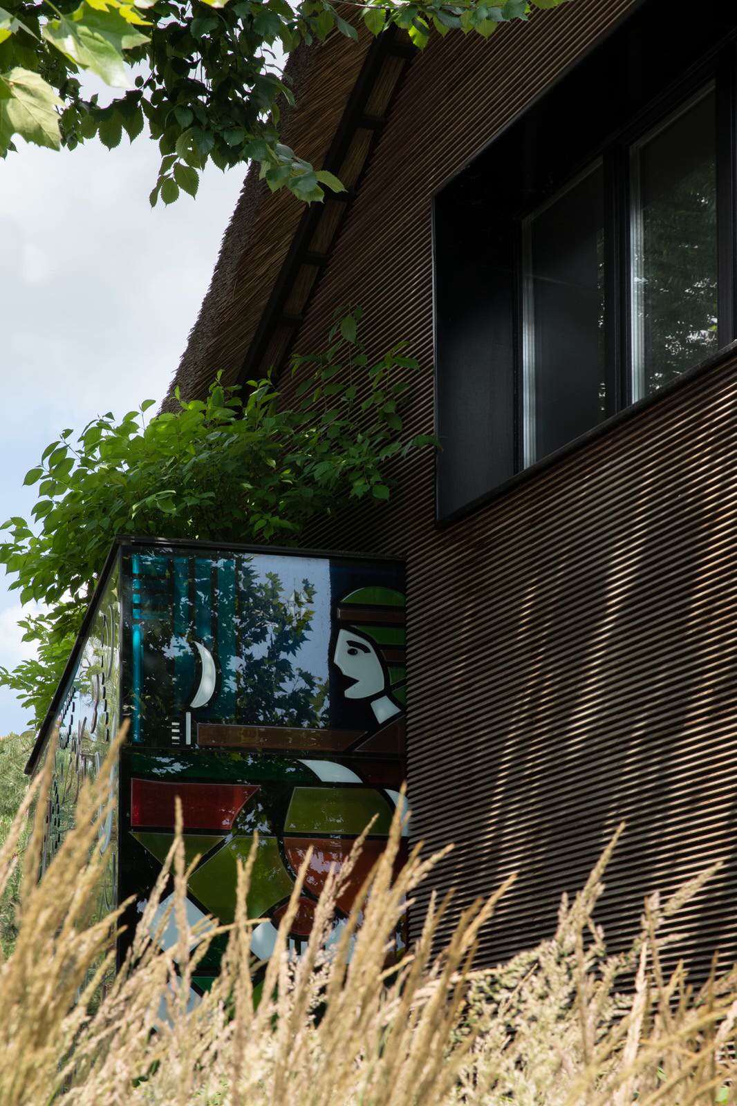 DYVO HUT