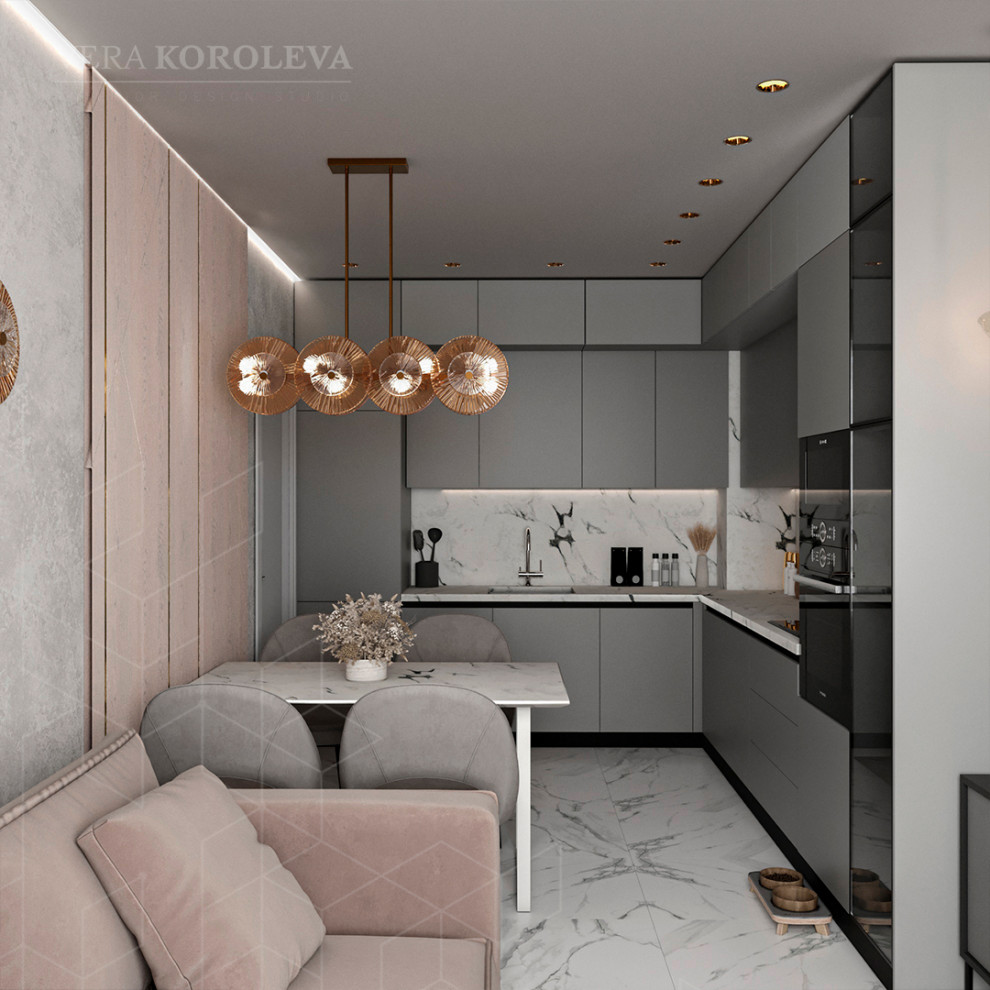 Дизайн-проект двухкомнатной квартиры с золотыми акцентами в ЖК "Q-Мир"