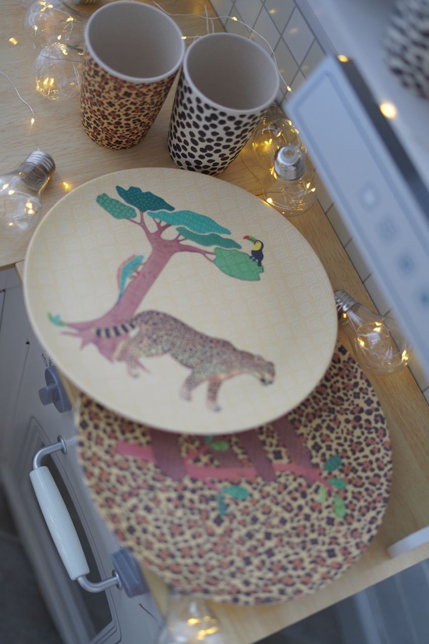 Обложка проекта: Love Mae