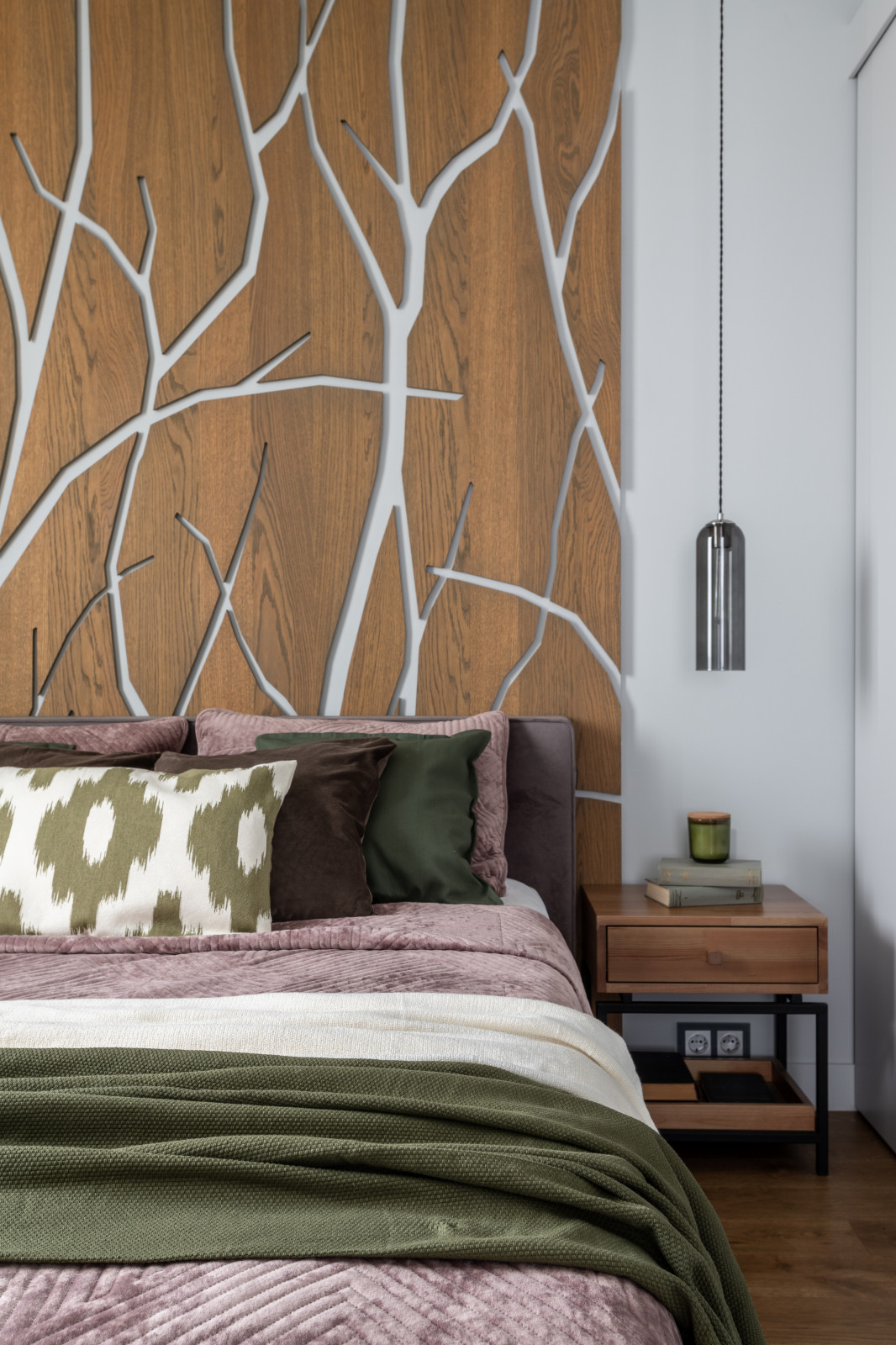 Современная квартира с элементами Эко - стиля.