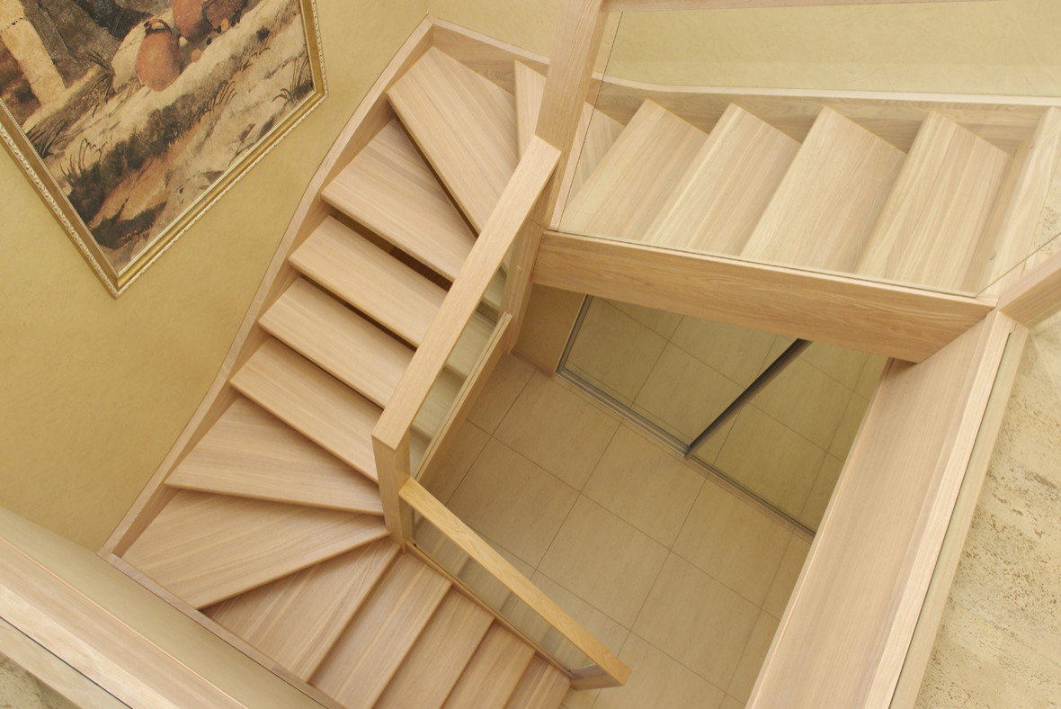 Натуральный ясень, Юлия Бернухова