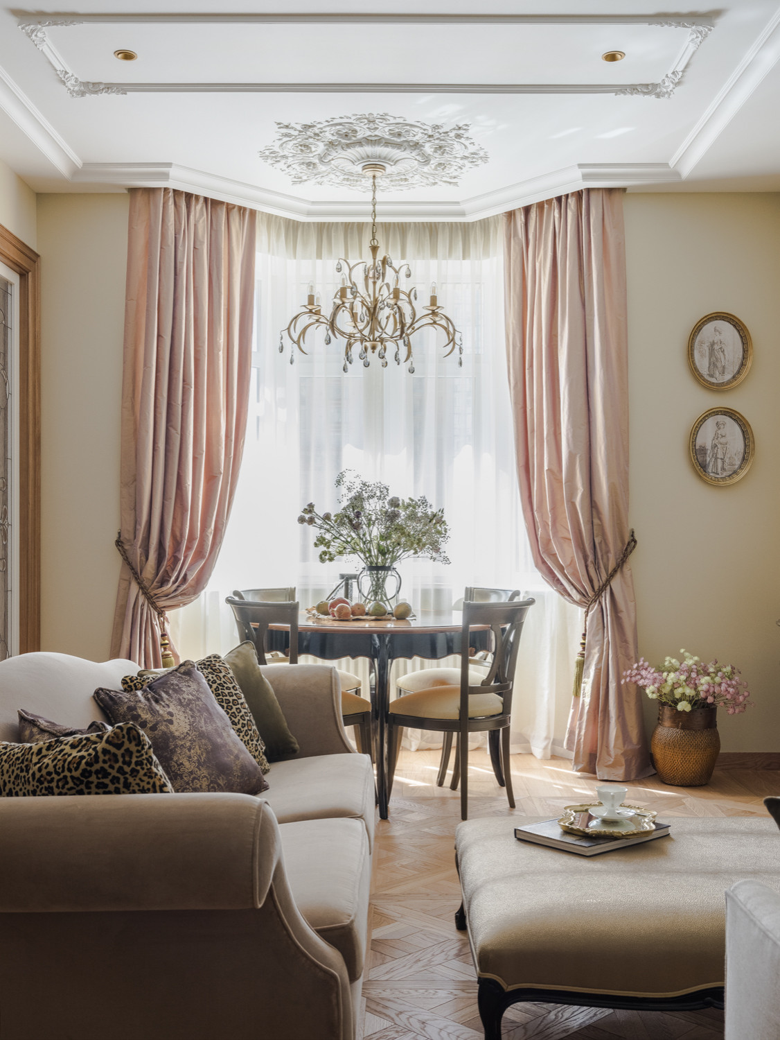 Квартира в классическом стиле в Алых Парусах