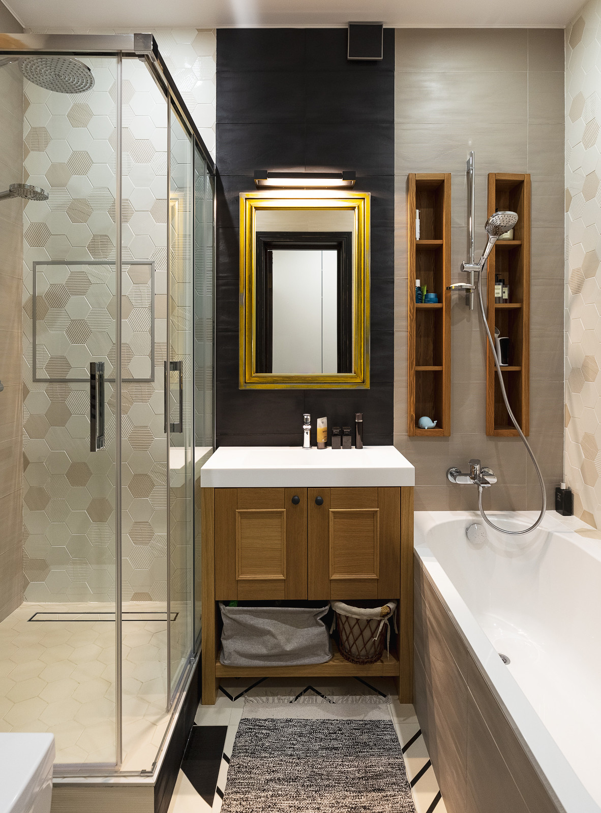 Обложка альбома: Bathroom new