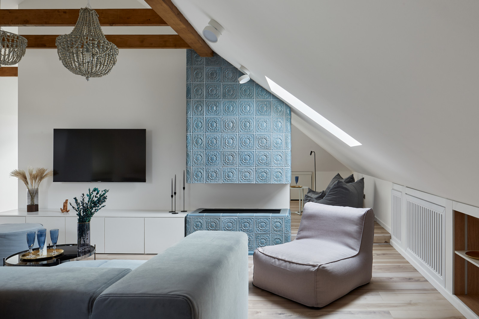 Мансарда в бусах