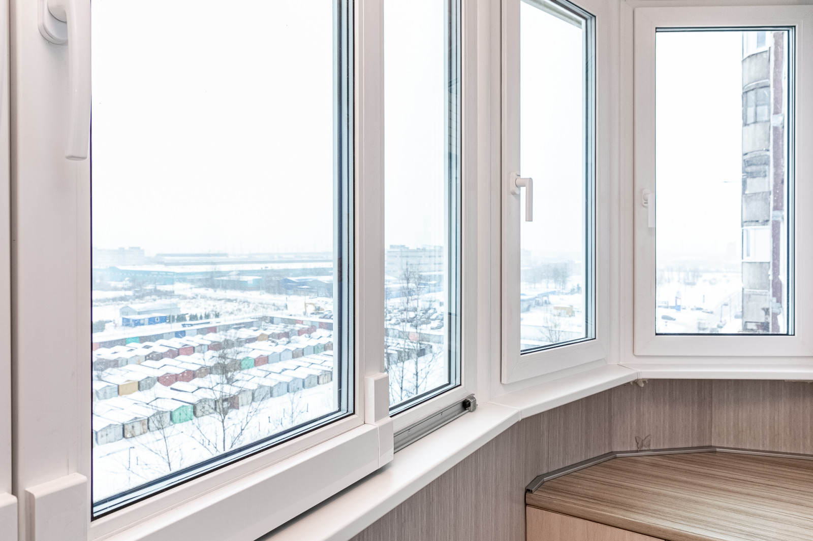 Остекление Балконов и лоджий с отделкой