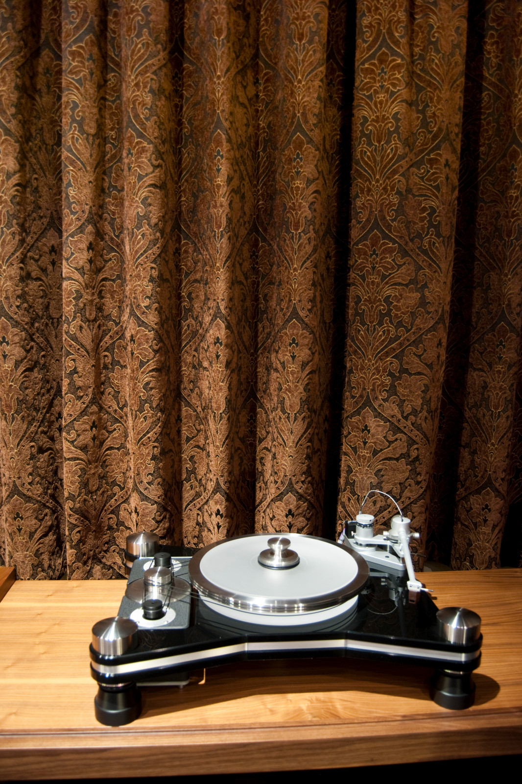 Кинотеатр в частном доме в соавторстве с Анастасией Гавриловой