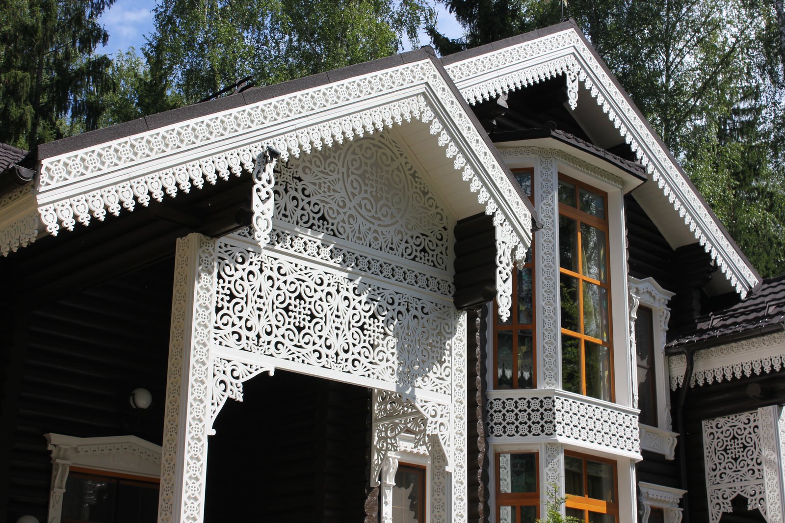 Резные наличники