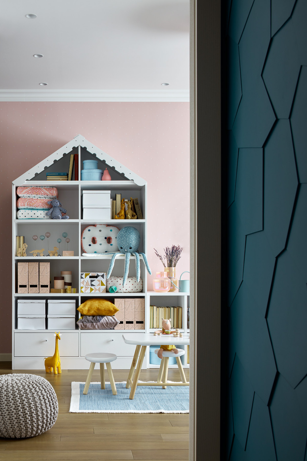 Восток и Запад