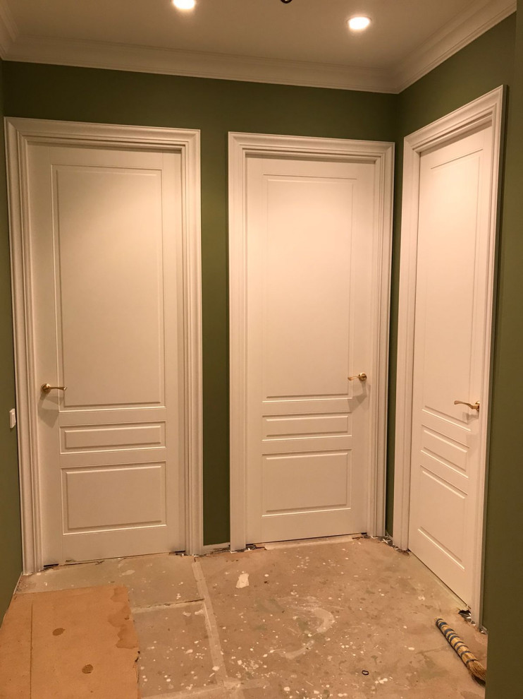 Двери в стиле неоклассика (ЖК Серебряный Фонтан)