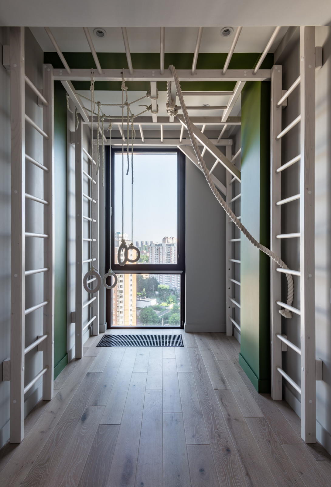 Просторная и современная квартира в ЖК Монодом для семьи с тремя детьми