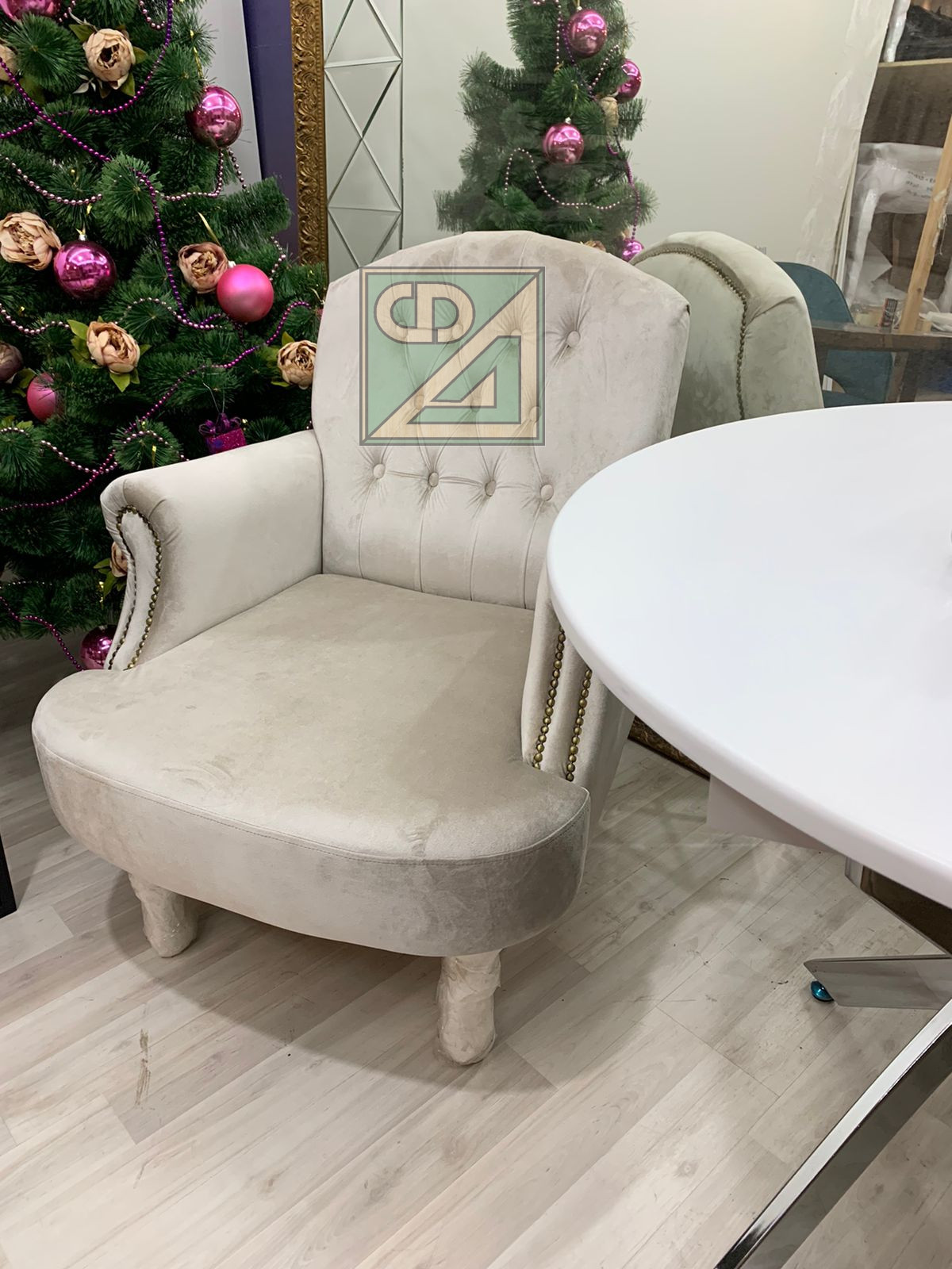 Обложка проекта: Кресла