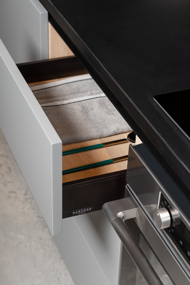 Минималистичная кухня Basic