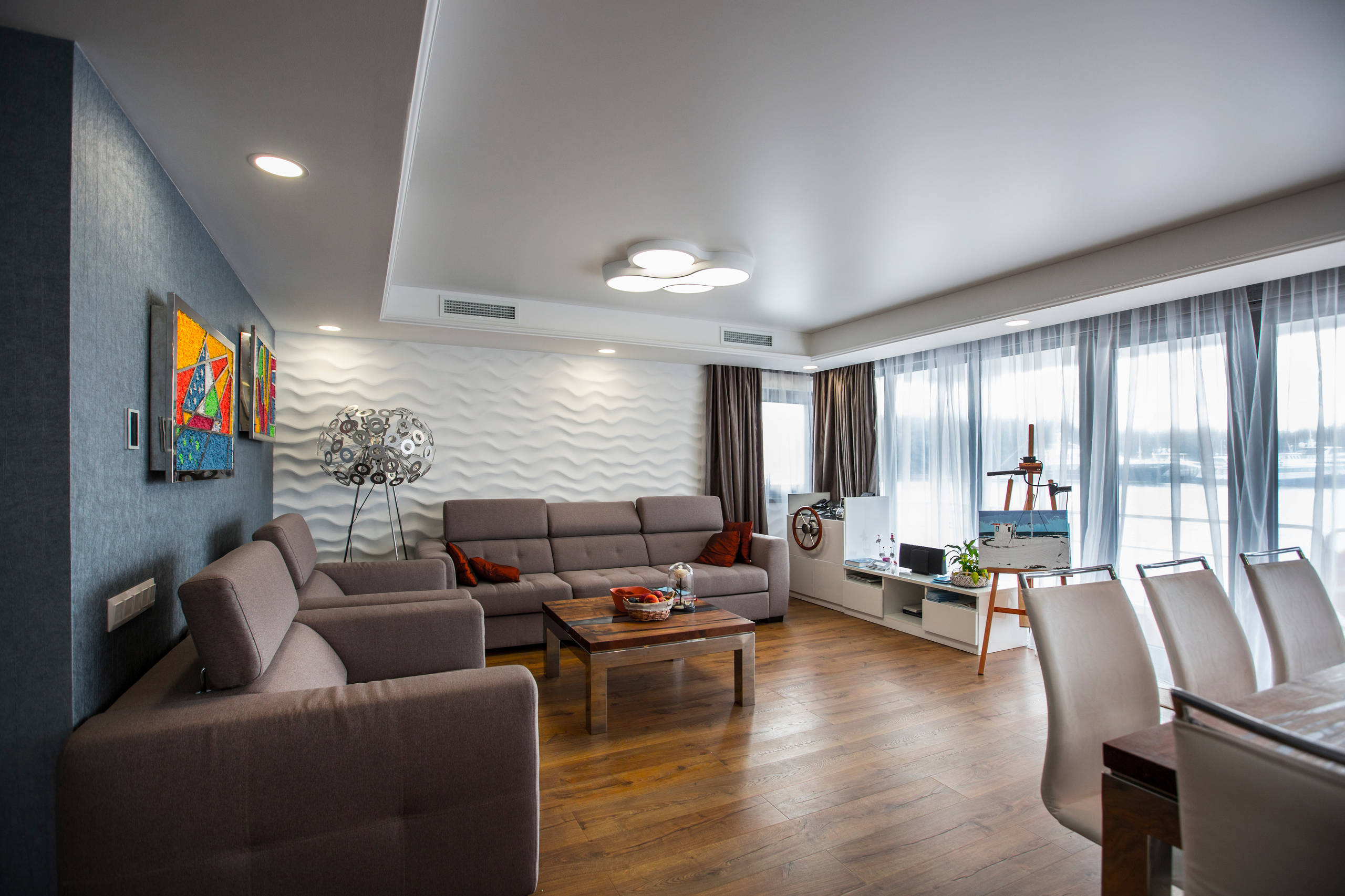 В гостях: Дом, в котором можно плавать по Москве и рыбачить