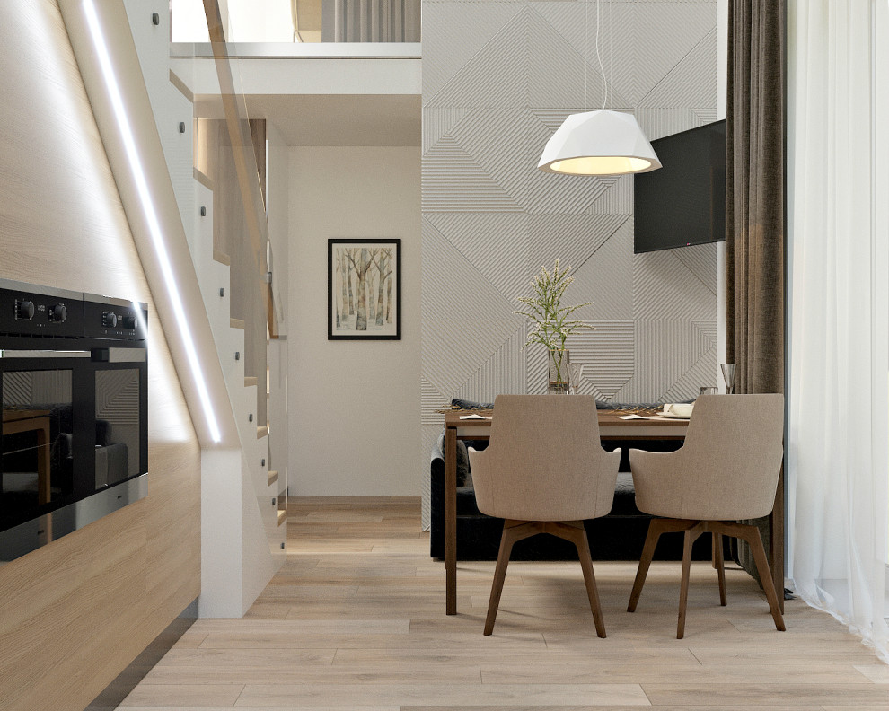 ДОМ СО ВТОРЫМ СВЕТОМ