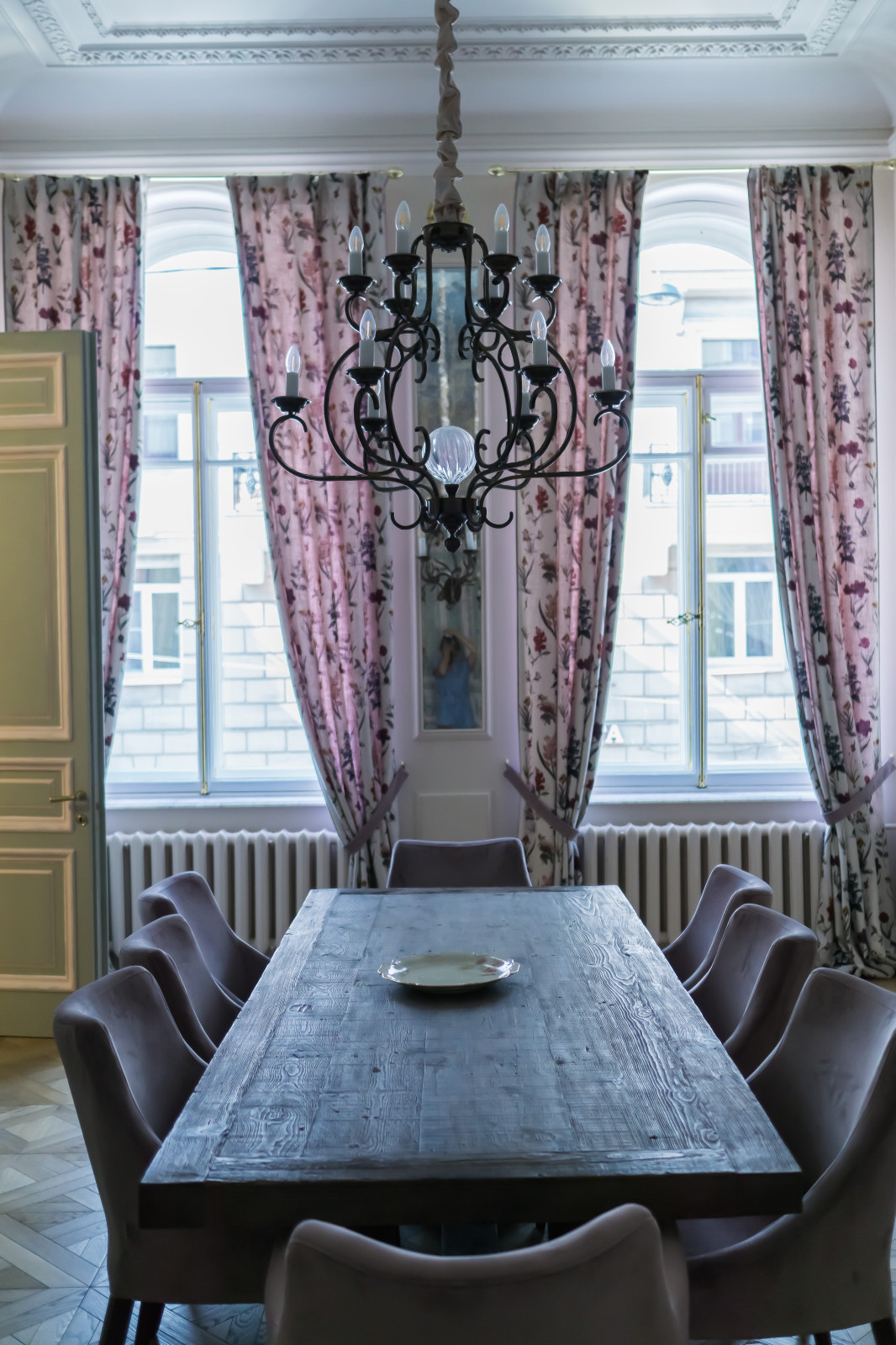 CHATEAU DE LA PETROGRADKA