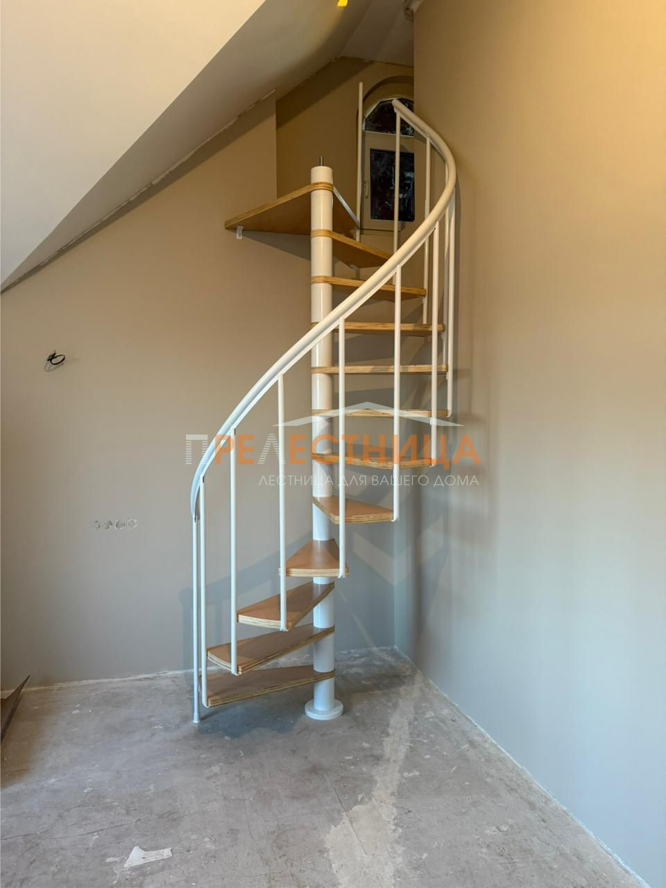 Обложка проекта: Винтовая лестница Calgary D140 white