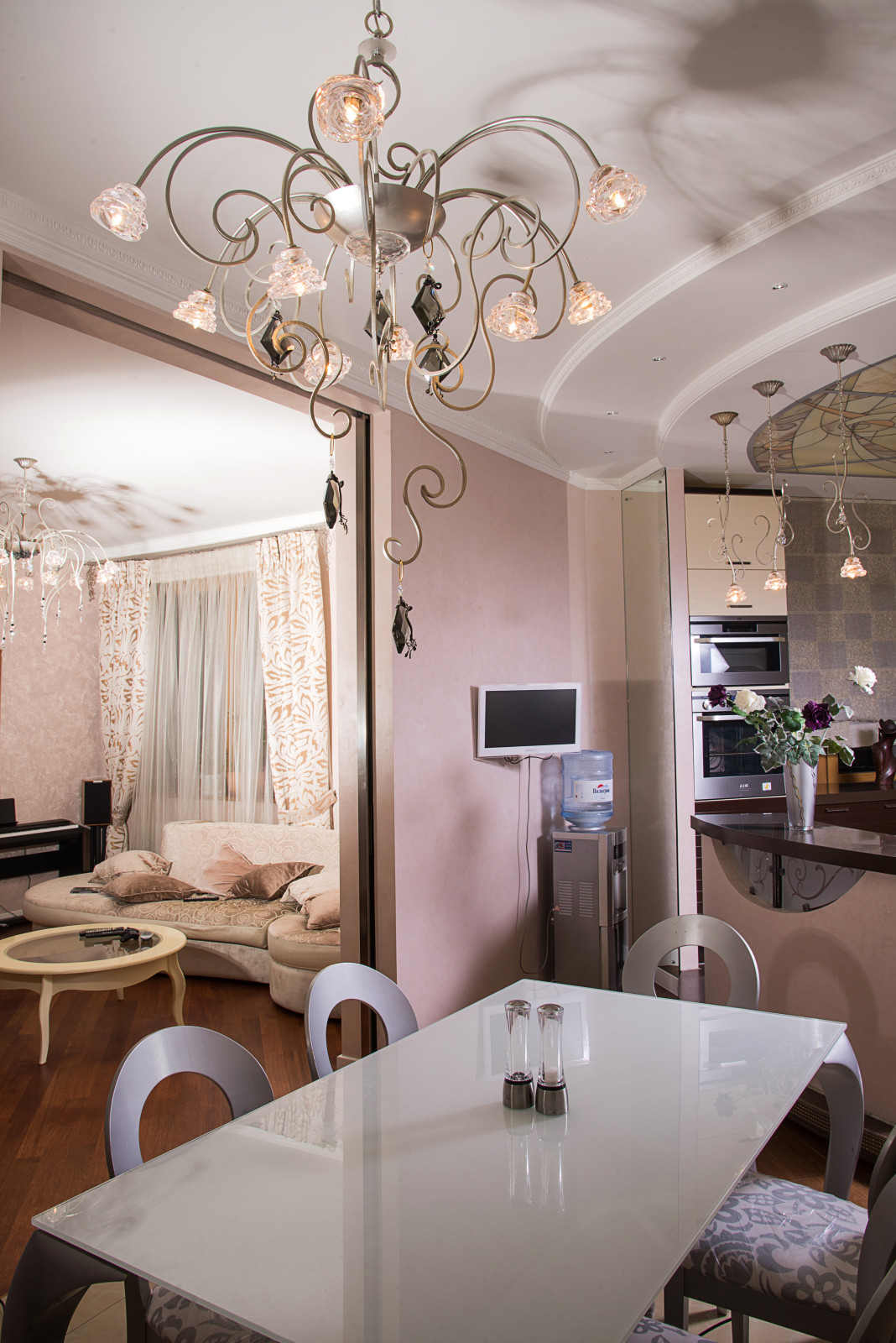 6-ТИ КОМНАТНАЯ КВАРТИРА 138,3 М2 В ЖИЛОМ КОМПЛЕКСЕ "ЕЛЕНА"