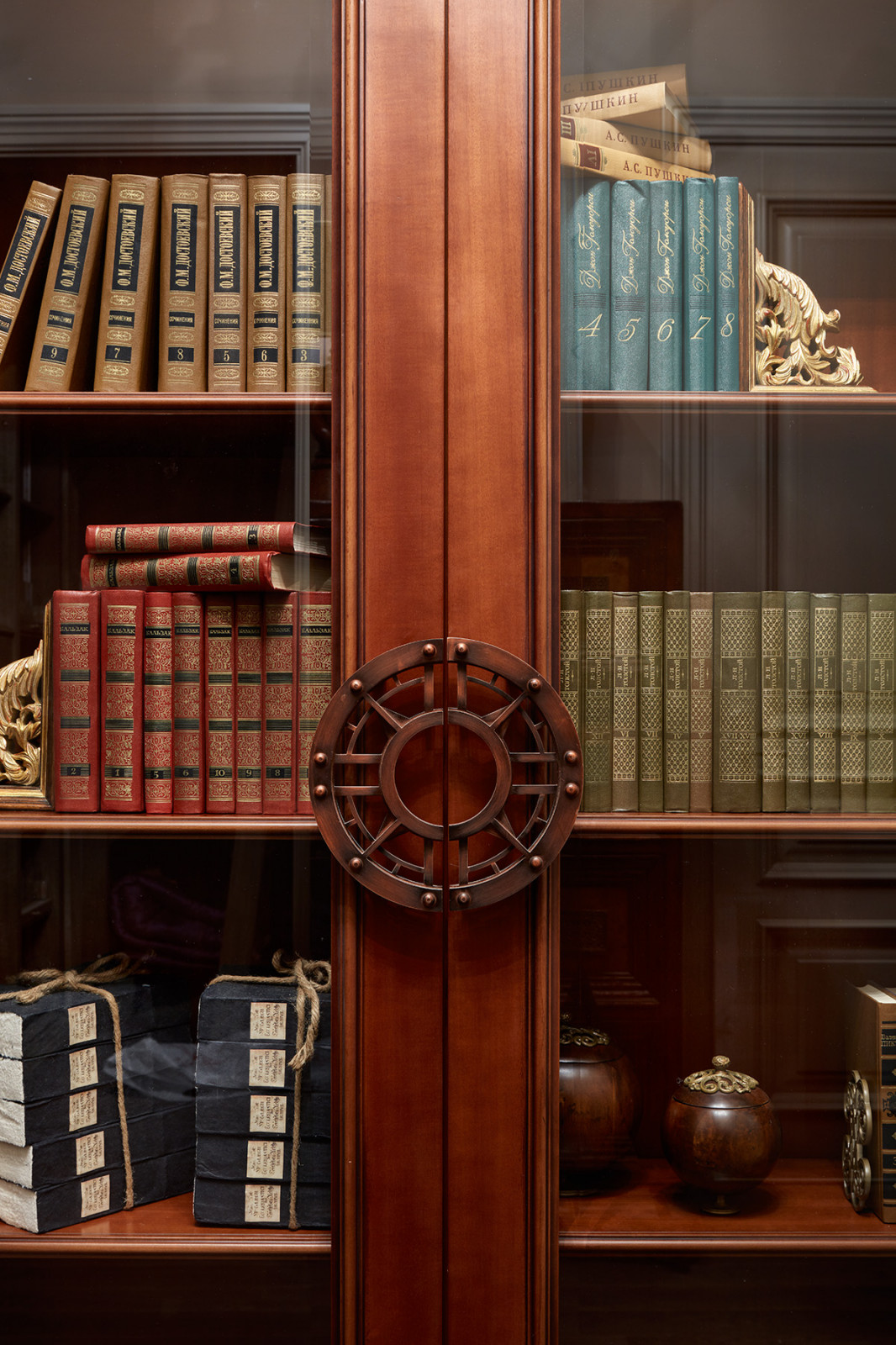 Четыре солнца