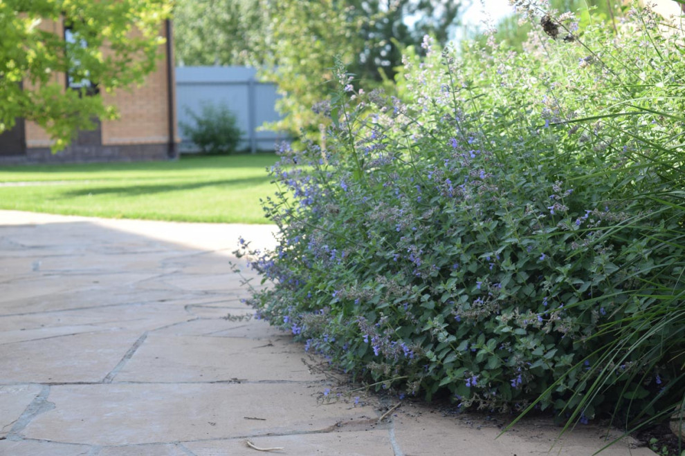 "Дом у озера"