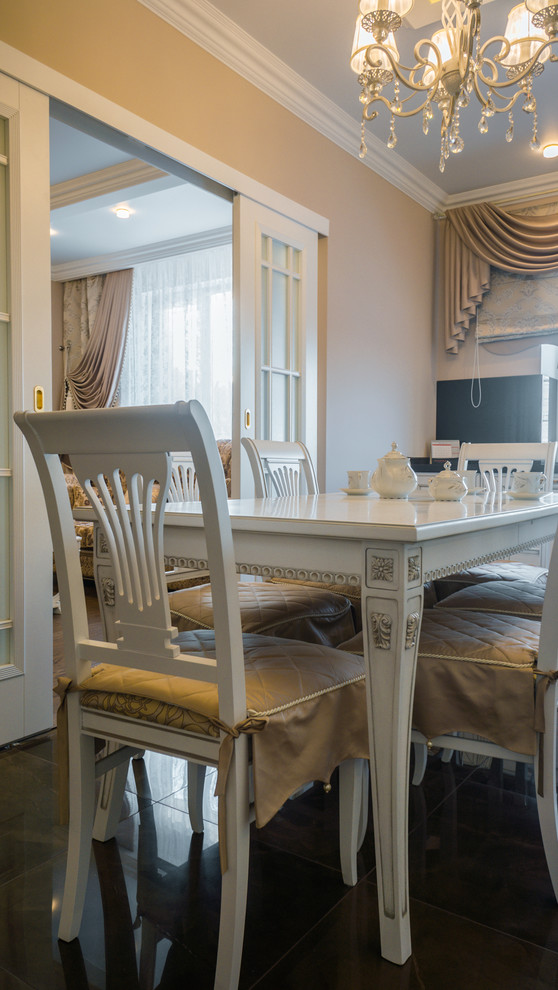 Кухня в неоклассике