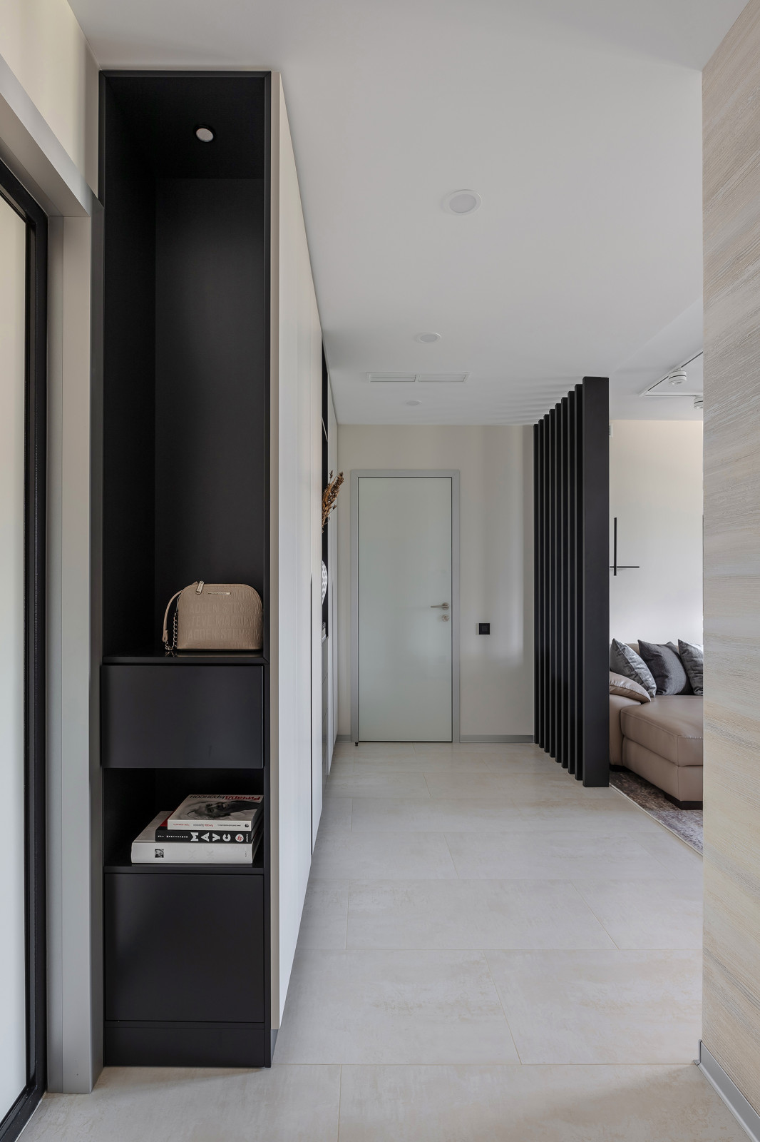 Контрастный минимализм