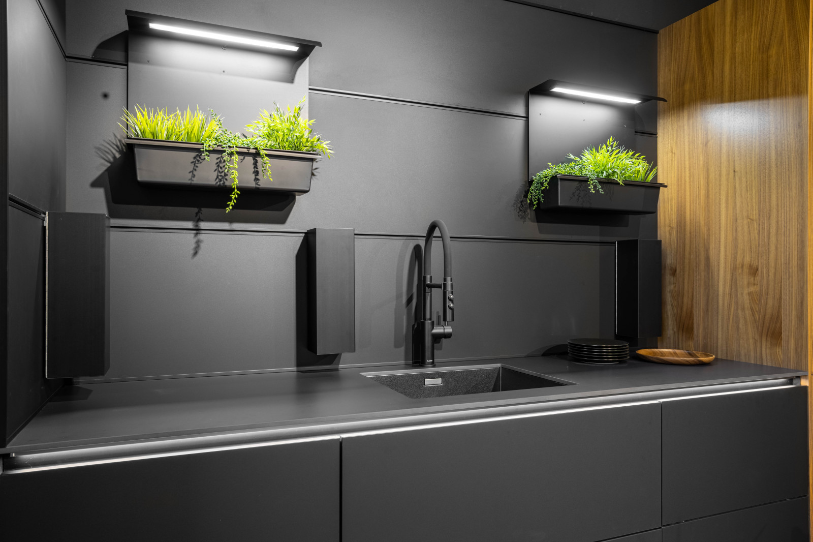 Обложка проекта: Кухня 1000 кух Германии_керамика THE TOP Solid Color Black satin