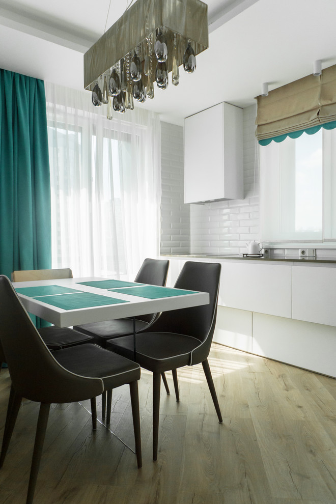 ЖК Легенда на Яхтенной кухня-гостиная