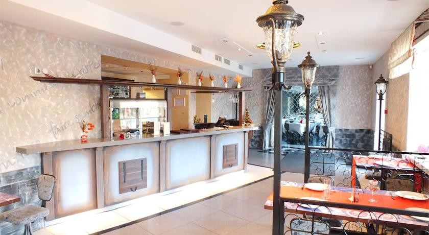 Парижский переулок.