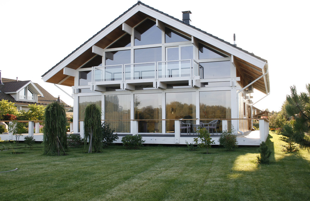 Glass/wooden frame house