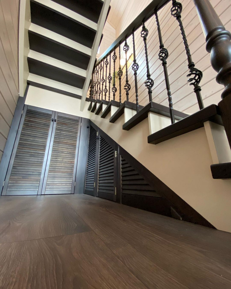 естница Михаила в КП Зорино Спорт Виладж