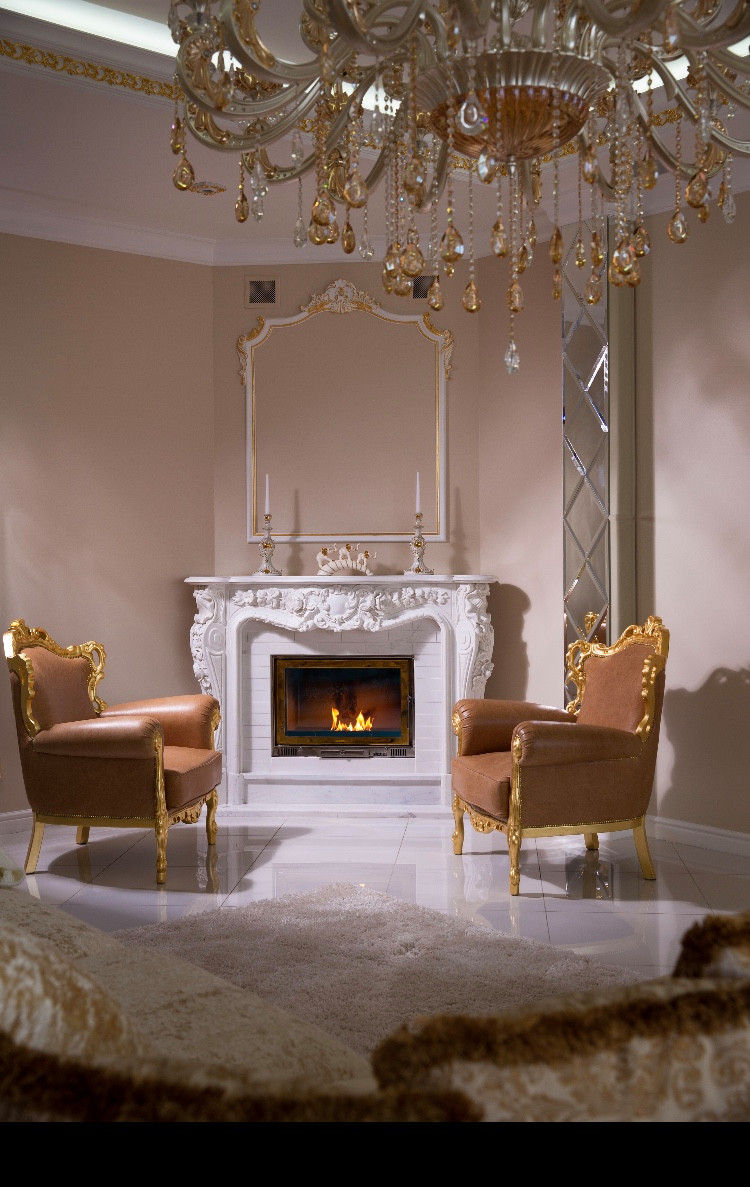 В Золотой оправе