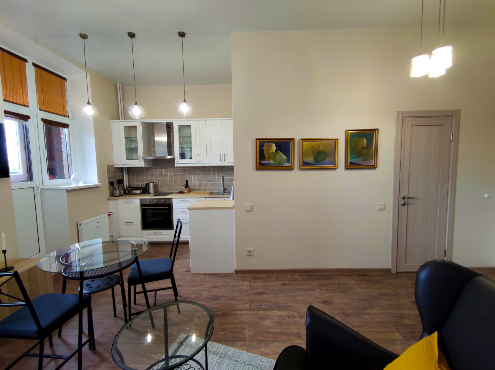 Кухонная зона студии